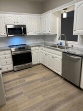 9806 Dover Ave in Lubbock, TX - Building Photo - Building Photo