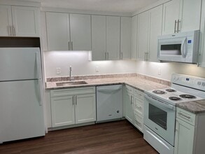 360 Genesis Cir in Black Mountain, NC - Building Photo - Building Photo