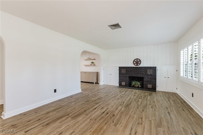 1310 La Faunce Way in Ft. Myers, FL - Building Photo - Building Photo