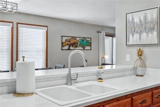 6 Connie Ln in Bella Vista, AR - Building Photo - Building Photo