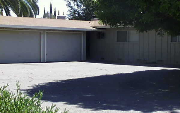 363-373 Idaho Ave in Escondido, CA - Building Photo - Building Photo