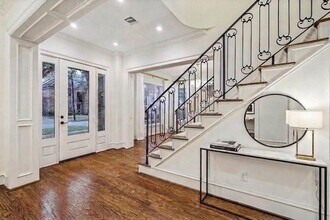 3917 Tennyson St in West University Place, TX - Building Photo - Building Photo