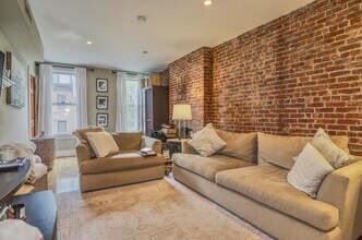 341 Park Ave in Hoboken, NJ - Building Photo - Building Photo