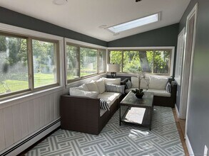 18 Great Meadow Rd in Redding, CT - Building Photo - Building Photo
