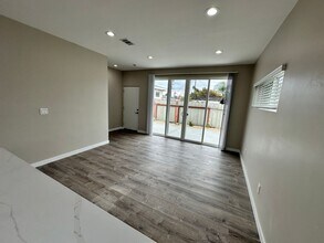 5105 Tipton St in San Diego, CA - Building Photo - Building Photo