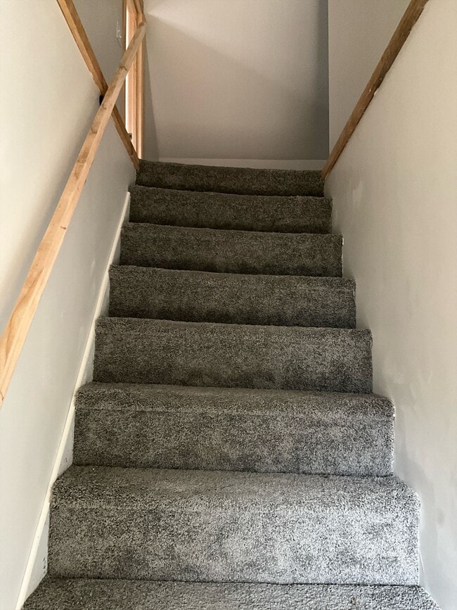 8 Woodland Ct in Marlborough, NH - Building Photo - Building Photo