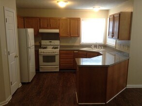 976 Scottland Dr in Concord, NC - Building Photo - Building Photo