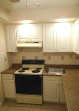 3146 Buena Vista Ter SE in Washington, DC - Foto de edificio - Interior Photo