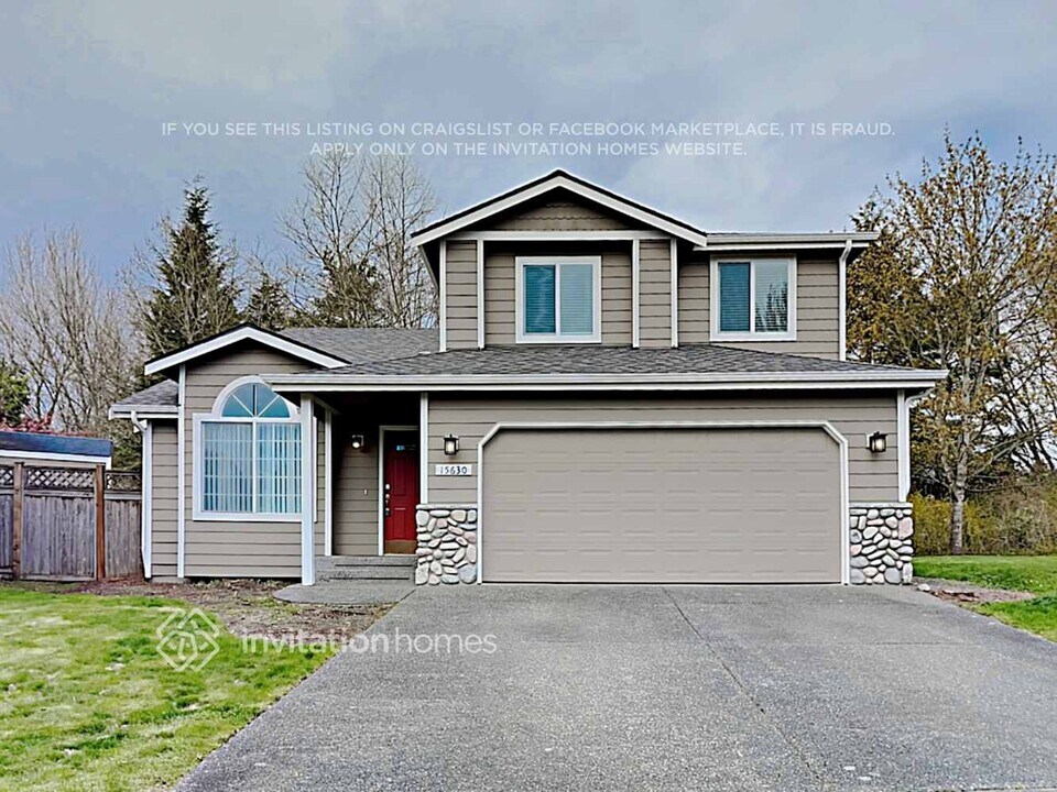 15630 Canby Dr in Monroe, WA - Foto de edificio