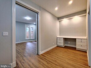 230 S Market St in Frederick, MD - Foto de edificio - Building Photo