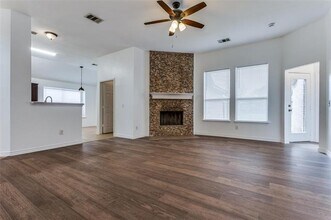 117 S Rolling Meadow Dr in Wylie, TX - Foto de edificio - Building Photo