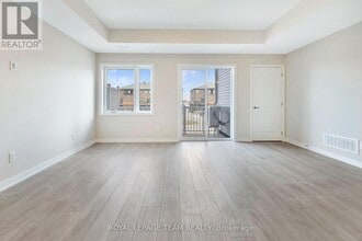 904 Parnian Private in Ottawa, ON - Building Photo - Building Photo