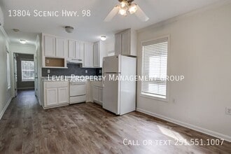 13804 Scenic Hwy 98 in Fairhope, AL - Building Photo - Building Photo