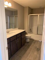 504 W Weymouth in Siloam Springs, AR - Building Photo