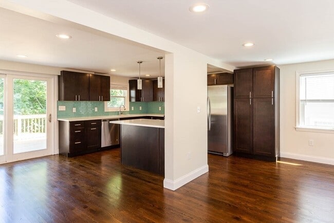 property at 77 Rock Glen Rd