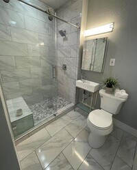 1111 Eddington St photo'