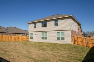 3401 Sonoma Trail in Ennis, TX - Building Photo - Building Photo