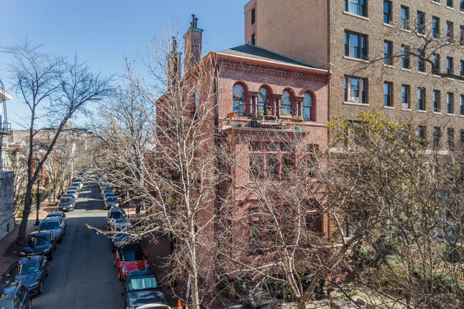 1919 16th St NW in Washington, DC - Foto de edificio - Building Photo