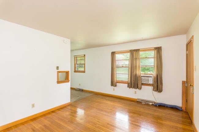 1408 W Ash St in Columbia, MO - Building Photo - Building Photo