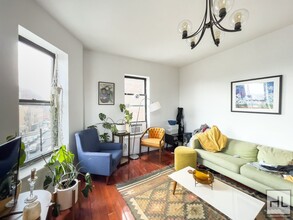 68 Putnam Ave in Brooklyn, NY - Building Photo - Building Photo