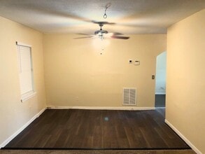 10830 Fairland Dr in Houston, TX - Building Photo - Building Photo