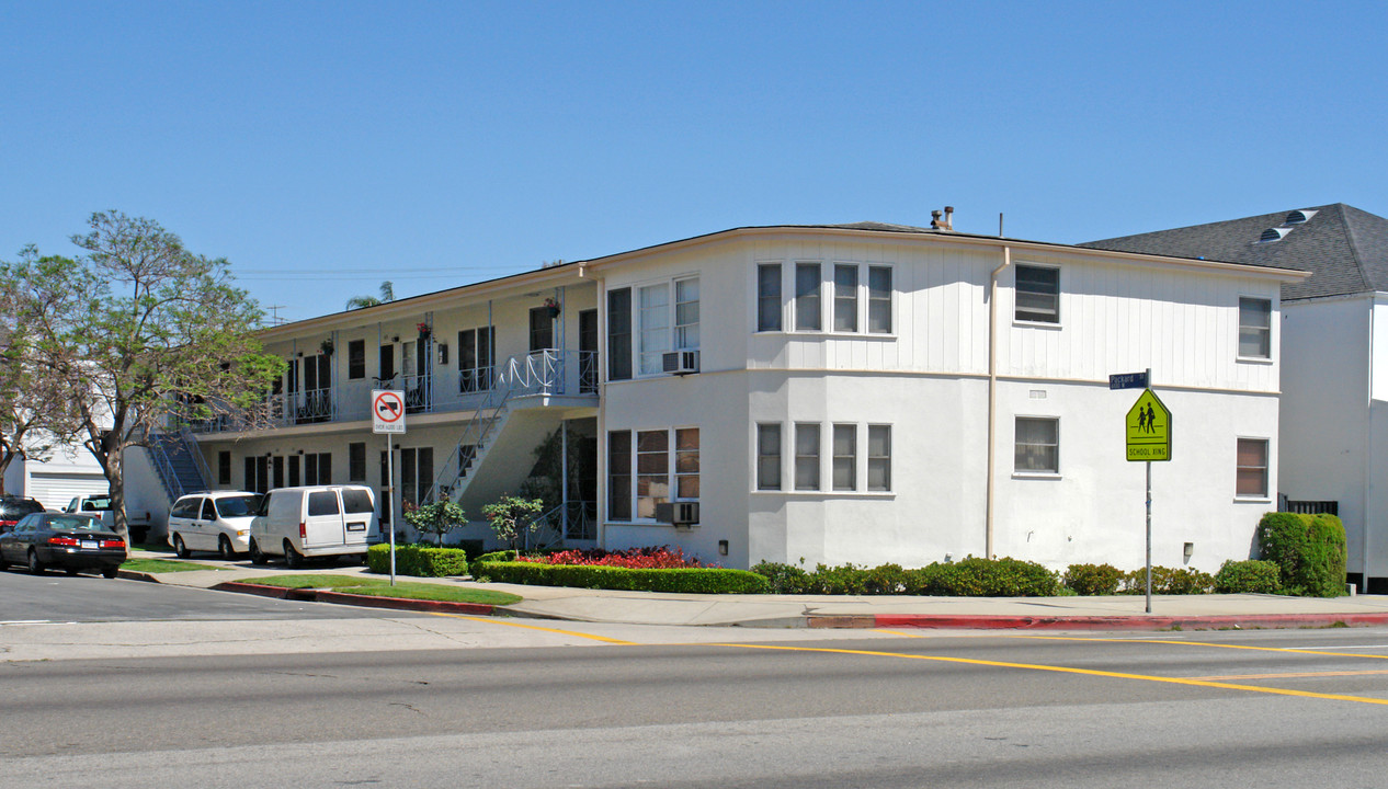 6164 Packard St in Los Angeles, CA - Building Photo