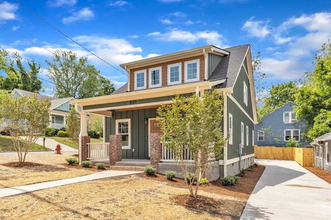 801 N Elm St in Durham, NC - Building Photo - Building Photo
