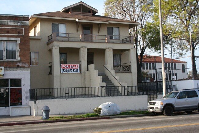 1306 W Temple St in Los Angeles, CA - Foto de edificio - Building Photo