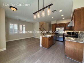 5921 Tan Oak Dr in Fremont, CA - Building Photo - Building Photo