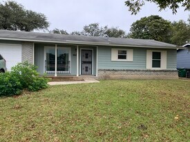 3810 Warpath St in San Antonio, TX - Building Photo