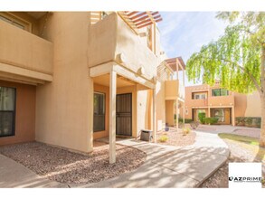 1425 E Desert Cove Ave in Phoenix, AZ - Building Photo - Building Photo