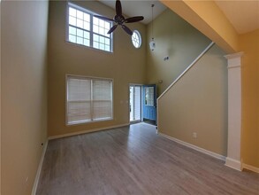 11090 Wittenridge Dr, Unit Two Bedroom - Triple Occupancy in Alpharetta, GA - Building Photo - Building Photo