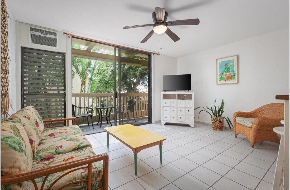 76-6246-6246 Ali‘i Dr in Kailua Kona, HI - Building Photo