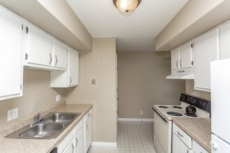 Ashbury Apartments in Kokomo, IN - Foto de edificio - Interior Photo