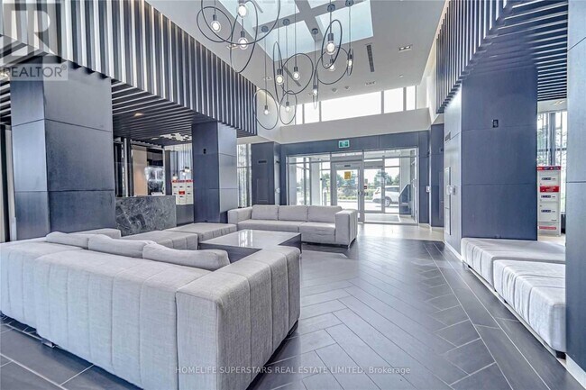 4699-4699 Glen Erin Dr in Mississauga, ON - Building Photo - Building Photo