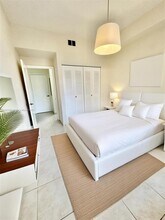 7280 NW 114th Ave in Doral, FL - Building Photo - Building Photo