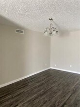 802 Las Palmas Dr in Grand Prairie, TX - Building Photo - Building Photo