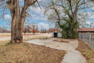 5111 W Robinson St in Wichita, KS - Building Photo - Building Photo