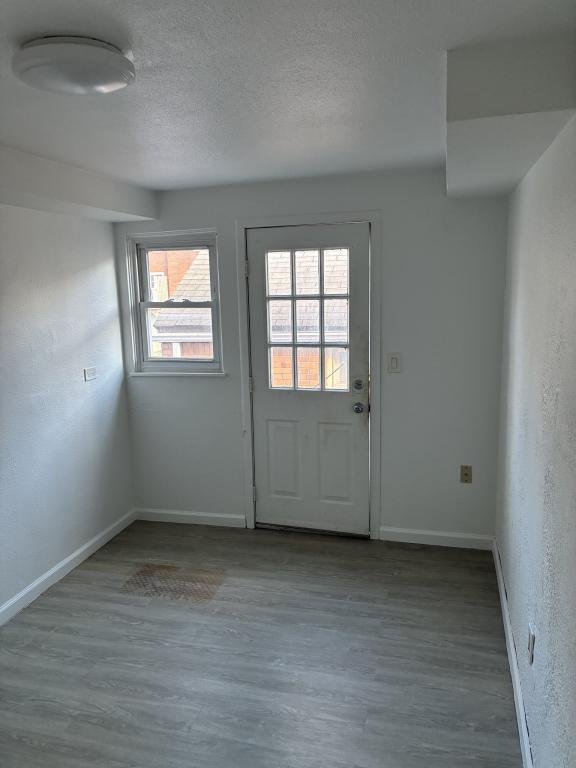 323 Smith Wy in Pittsburgh, PA - Building Photo - Building Photo