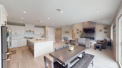 18673 Evergreen Cir in Fountain Valley, CA - Building Photo - Building Photo