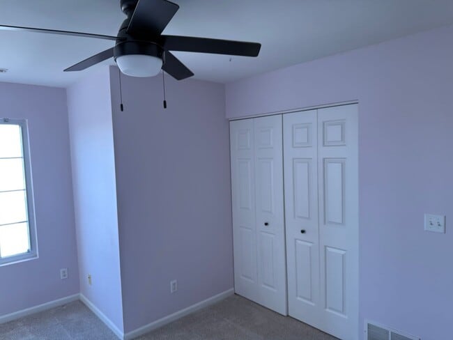 4474 Hilltop Dr in Loves Park, IL - Building Photo - Building Photo