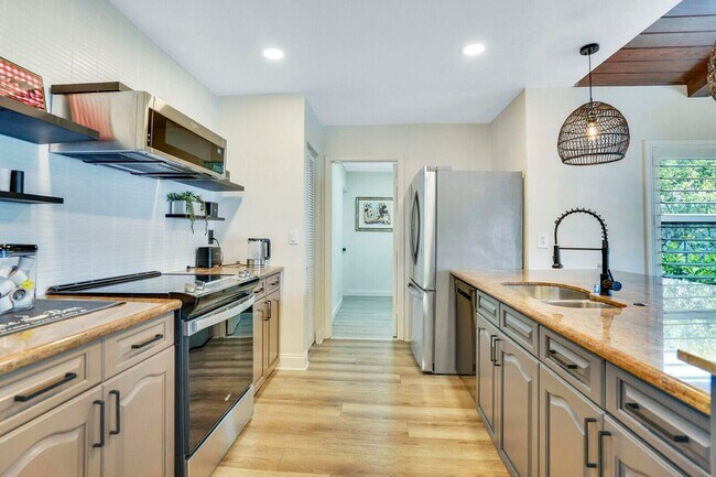 property at 1315 Gallinule Dr