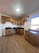 7955 S Elizabeth St in Chicago, IL - Building Photo - Building Photo
