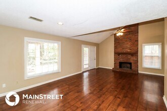 1483 Wood Trail Cir in Memphis, TN - Building Photo - Building Photo
