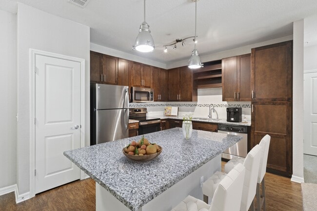 Lantower Asturia in Odessa, FL - Building Photo - Building Photo