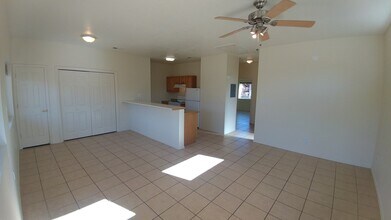 623 Madison St NE in Albuquerque, NM - Foto de edificio - Building Photo