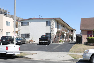 1050 S Norton Ave in Los Angeles, CA - Building Photo - Primary Photo