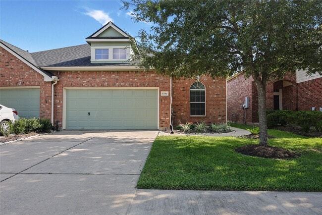 property at 17303 Brookhollow Ct Dr
