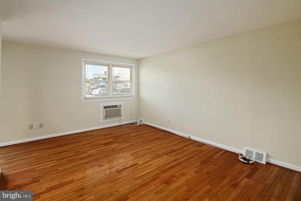 3400 Ashfield Ln in Philadelphia, PA - Building Photo