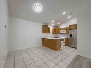 320 N 500 W in Bountiful, UT - Building Photo - Building Photo